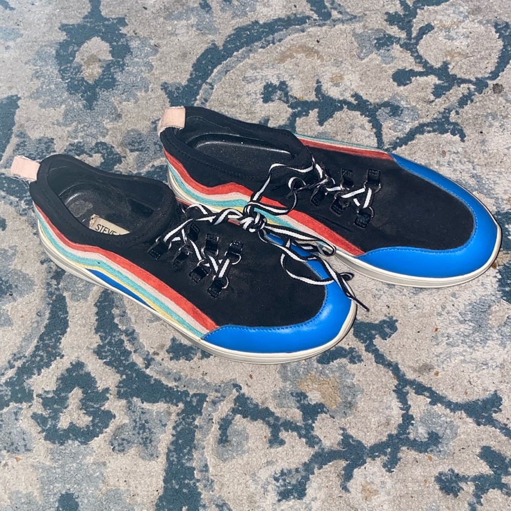 Steve Madden Sneakers